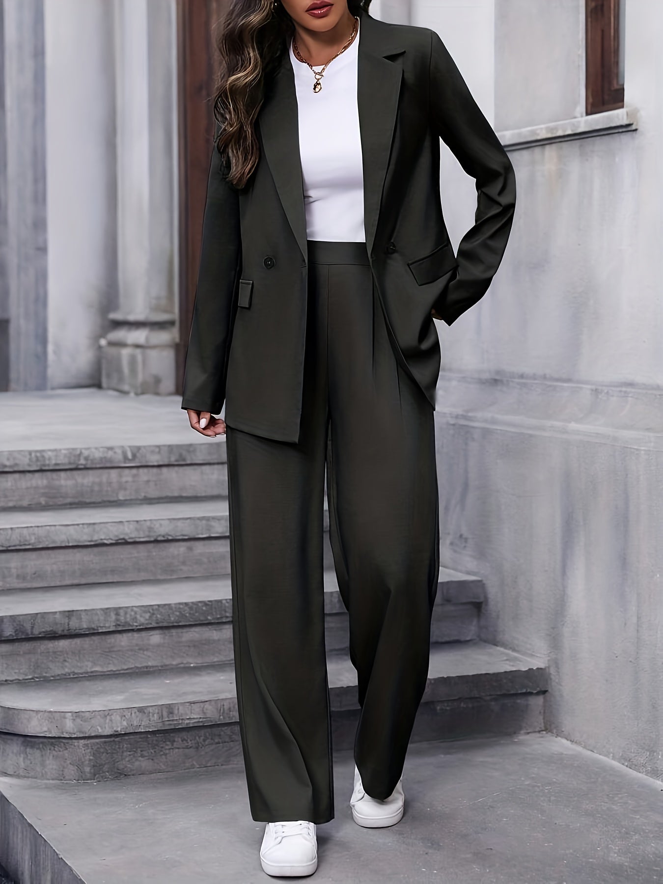 ELEGANTE COSTUUMSET VOOR VROUWEN