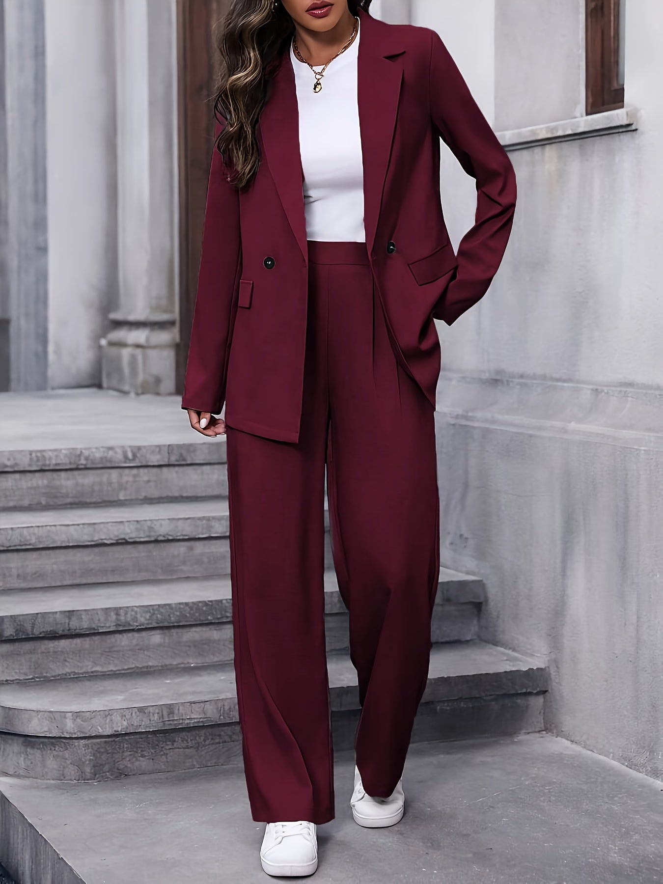 ELEGANTE COSTUUMSET VOOR VROUWEN
