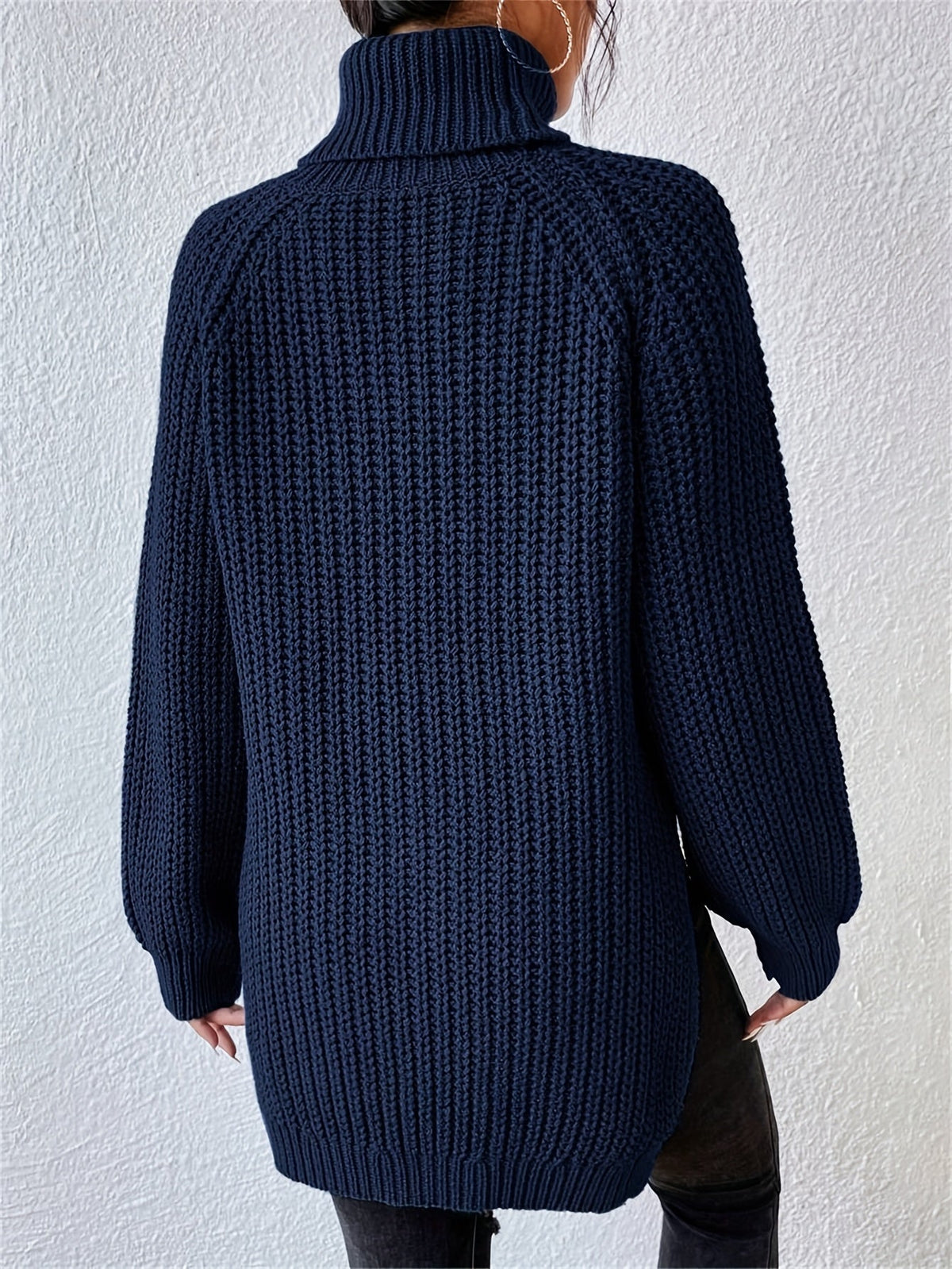 HOHE KOLLEN EN GESCHNITTEHEM SWEAT-SHIRT VOOR VROUWEN