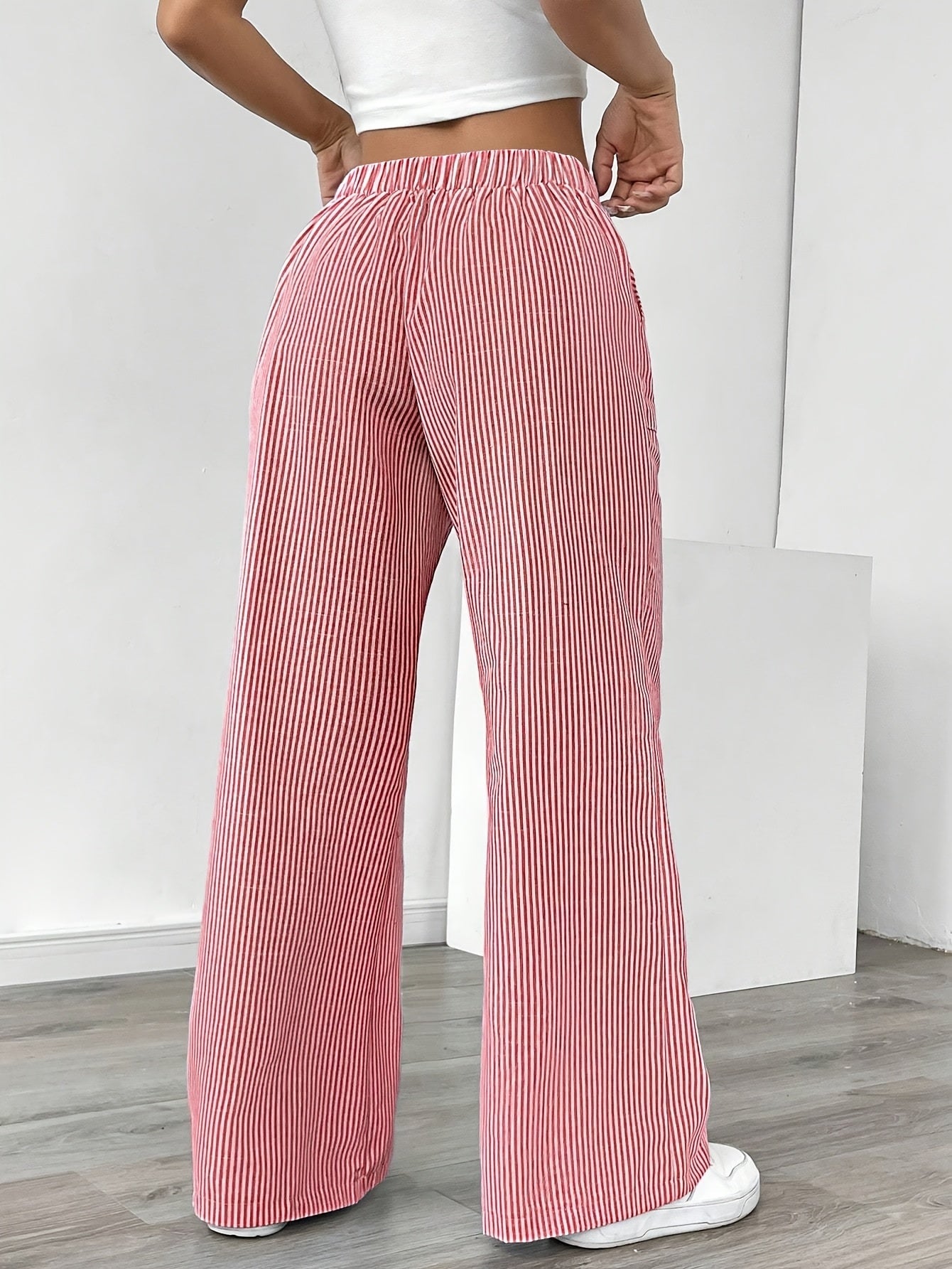 BREDERE PANTALONS VOOR VROUWEN