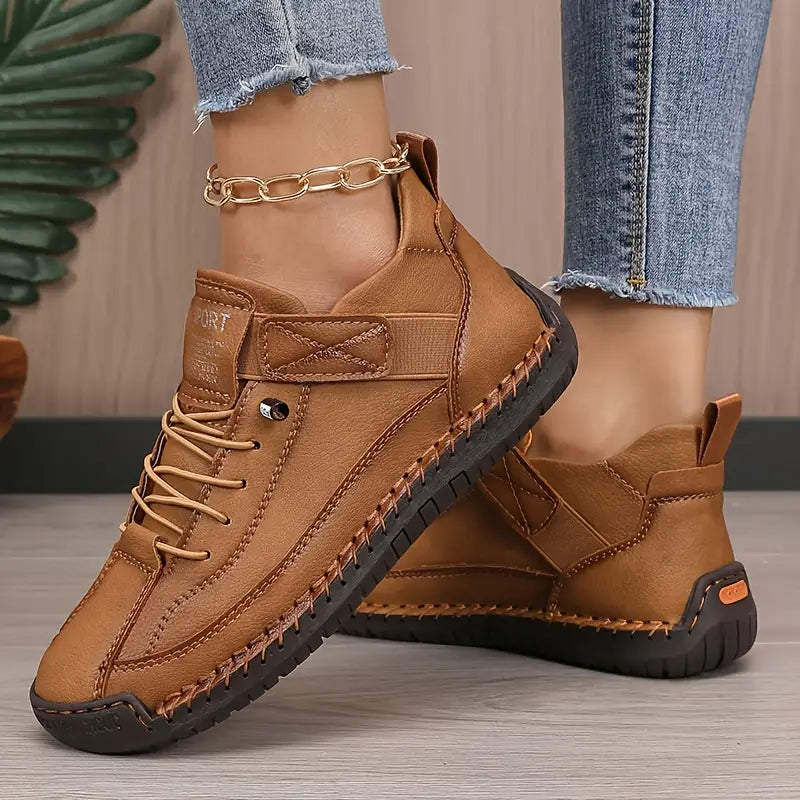 KLASSIEKE BUITENSPORTSCHOENEN VOOR VROUWEN