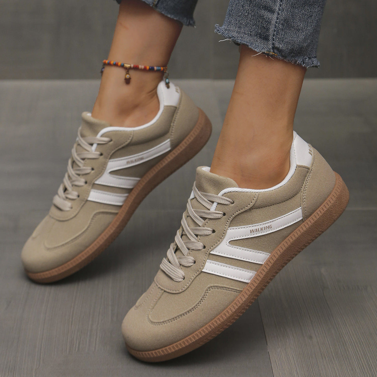 GEMAAKTE WANDELSCHOENEN VOOR VROUWEN