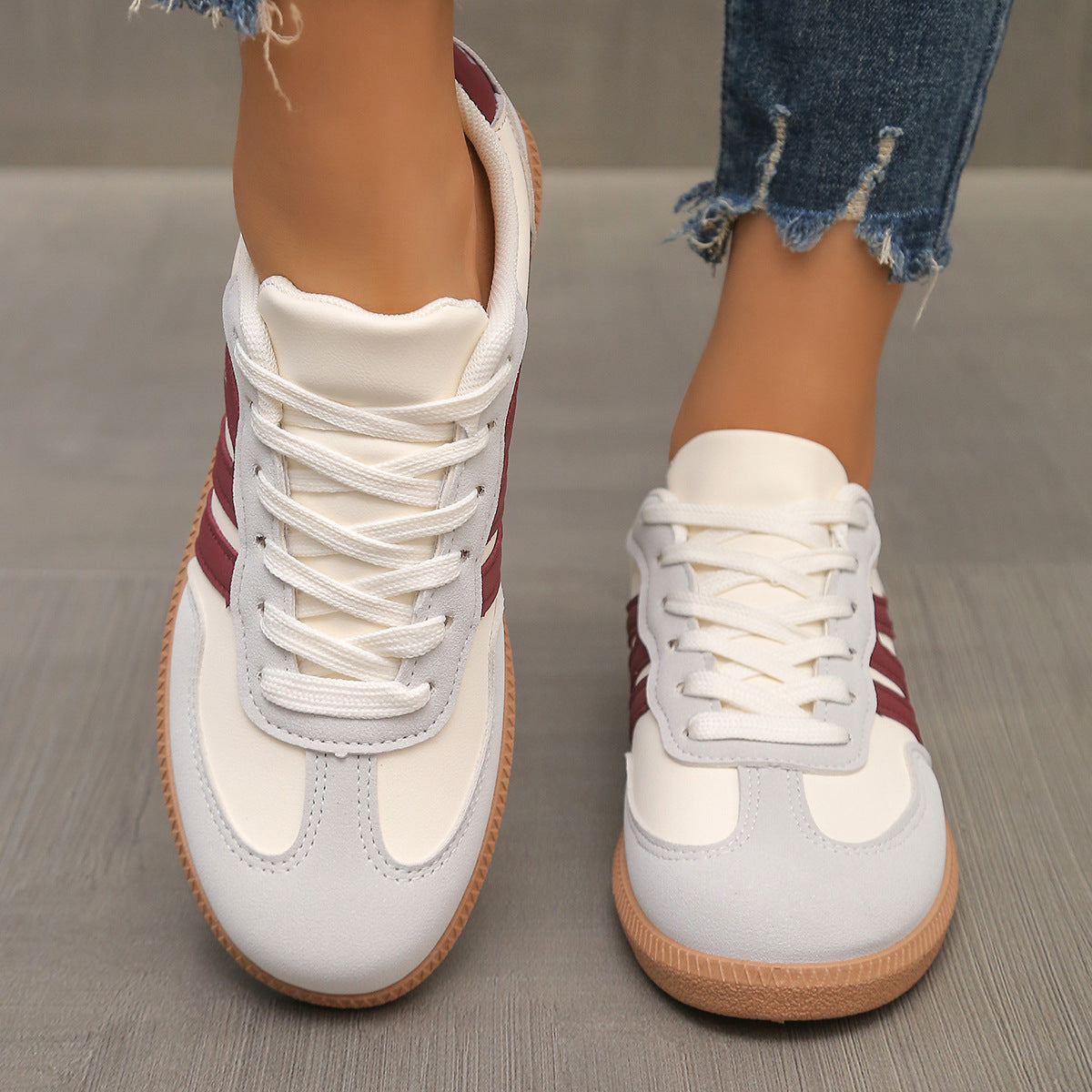 GEMAAKTE WANDELSCHOENEN VOOR VROUWEN