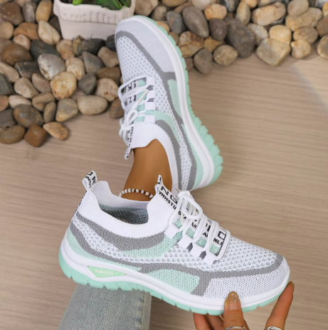 STIJLVOLLE SNEAKERS VOOR VROUWEN