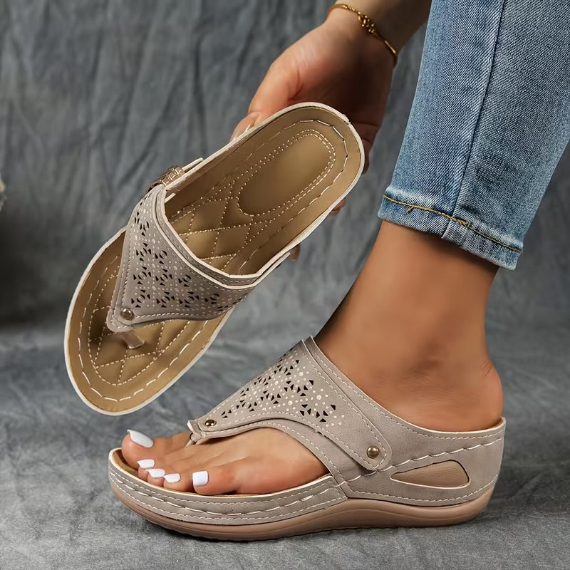 ONDERSTEUNENDE INSTAPSANDALEN VOOR VROUWEN