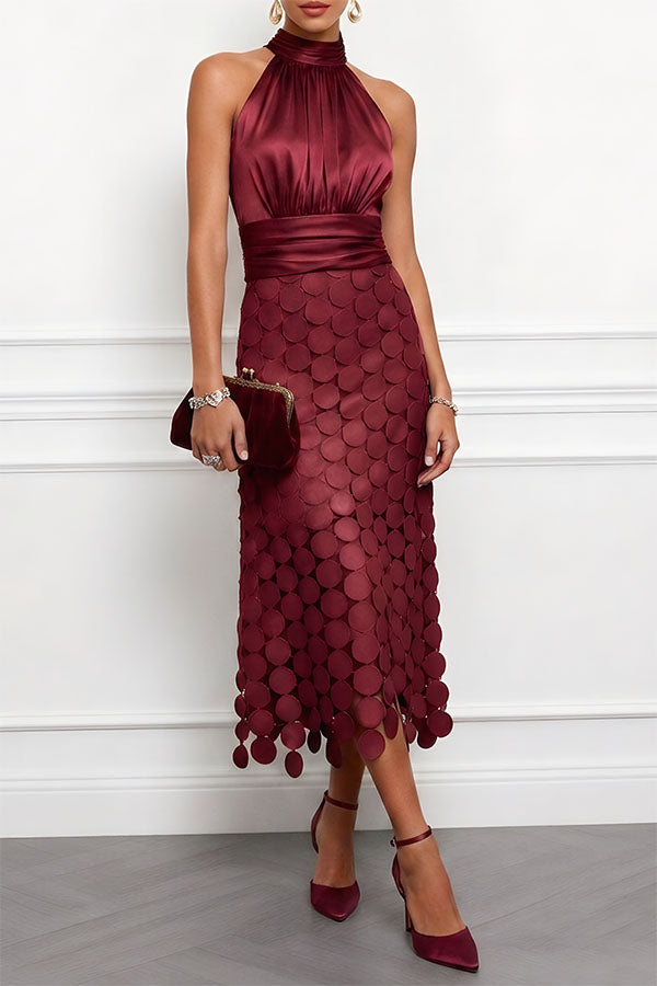 MIDIDRESS CHIQUE MET HALTERKOL VOOR VROUWEN