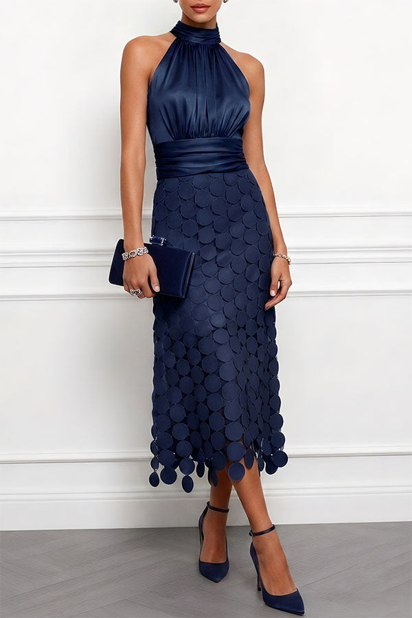 MIDIDRESS CHIQUE MET HALTERKOL VOOR VROUWEN