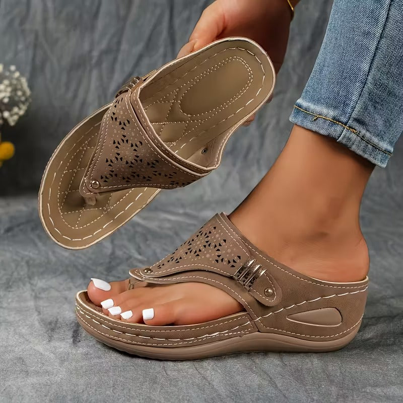 ONDERSTEUNENDE INSTAPSANDALEN VOOR VROUWEN