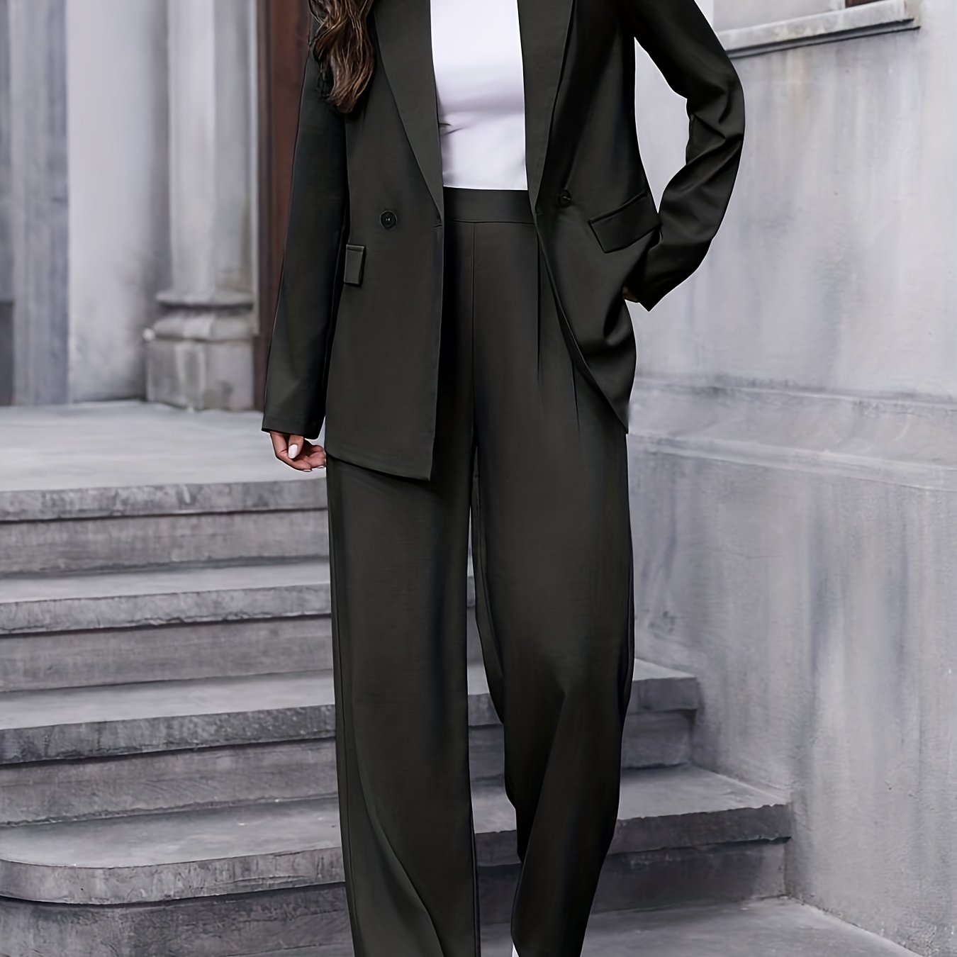 ELEGANTE COSTUUMSET VOOR VROUWEN