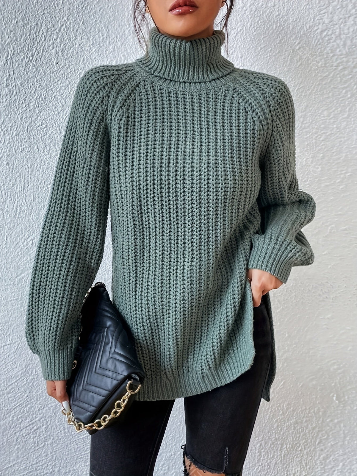 HOHE KOLLEN EN GESCHNITTEHEM SWEAT-SHIRT VOOR VROUWEN