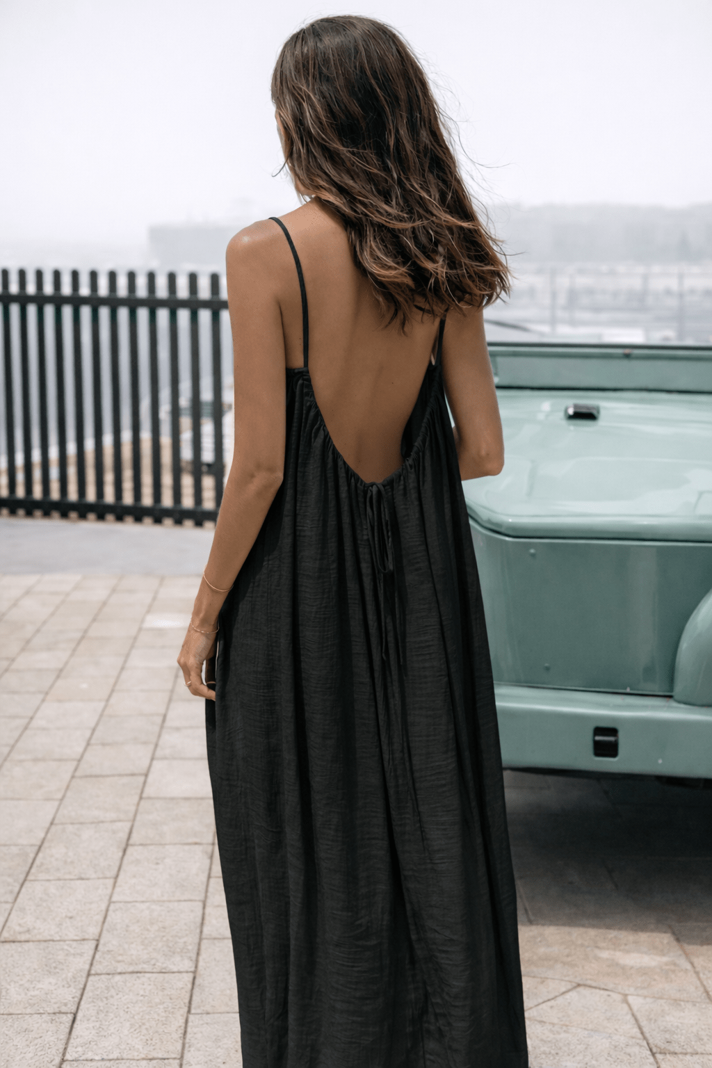MAXI JURK MET OPEN RUG VOOR VROUWEN